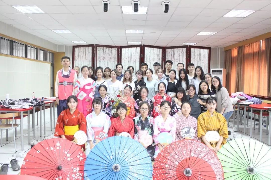 活力外院 | 日语系举办第一届日本传统文化进课堂活动